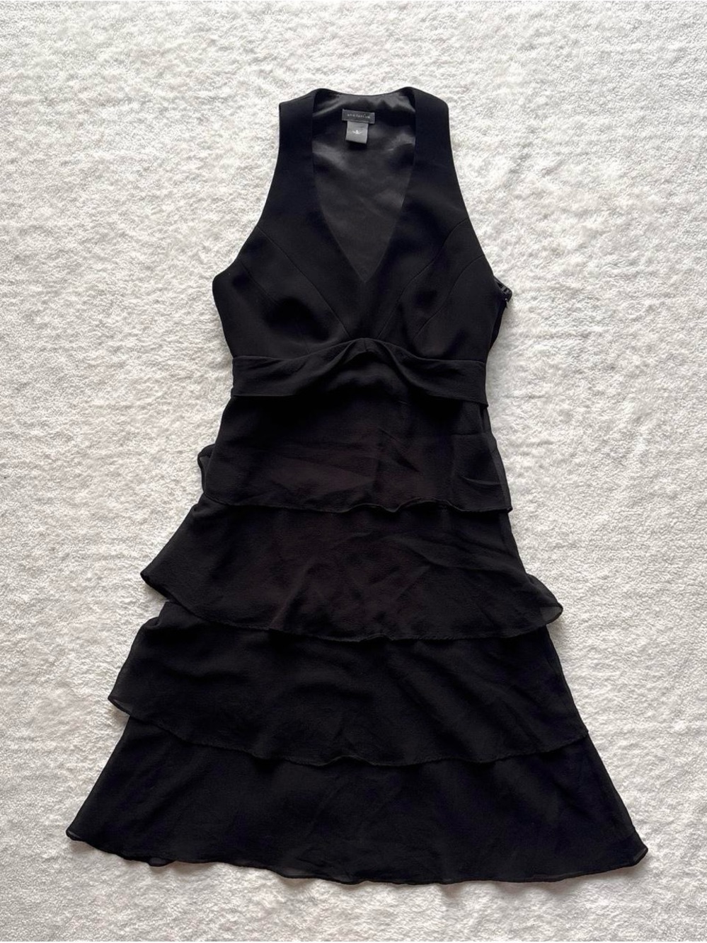 Ann Taylor Ruffle Dress - Picture 4 of 6